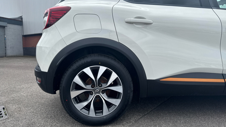 Renault Captur 1.0 TCE 100 Iconic 5dr Petrol Hatchback